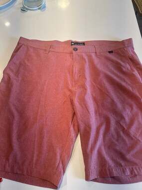 TravisMathew Men's Beck Heathered Golf Shorts Size 42